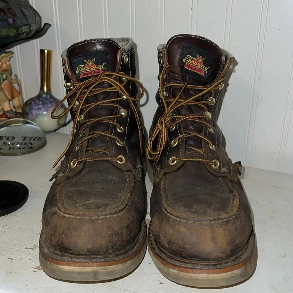 Thorogood ASTM Men's Brown Leather Boots Size 9